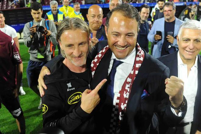 羽毛球还是 羽毛球还是