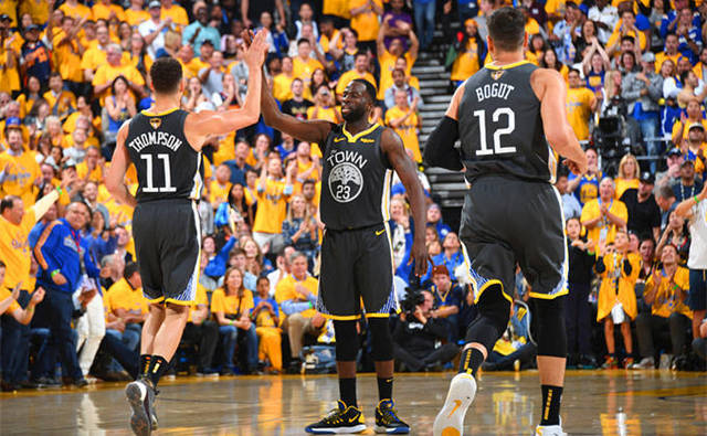 出打满被动 出打满被动